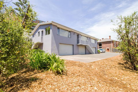 CBD Apartments Launceston - Accommodation Kalgoorlie 3