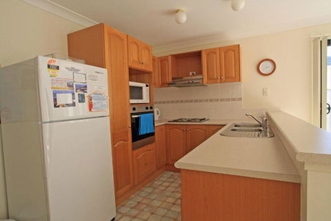 The Moorings Waterfront - Accommodation Kalgoorlie 2
