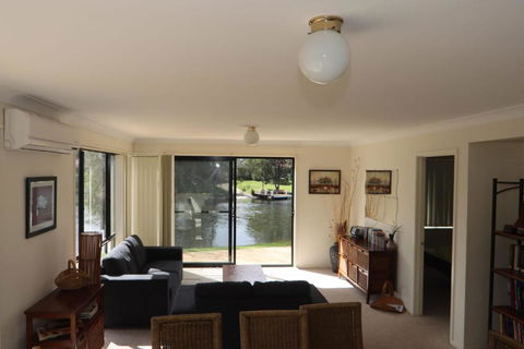 The Moorings Waterfront - Accommodation Kalgoorlie 5