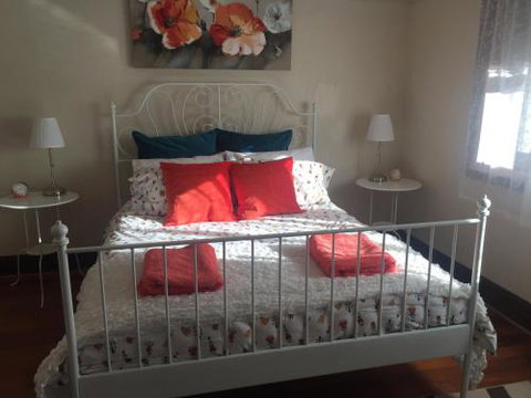 Art Deco Cottage - Accommodation Kalgoorlie 3