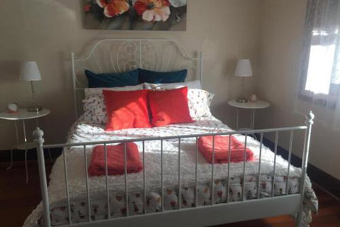 Art Deco Cottage - Accommodation Kalgoorlie 0