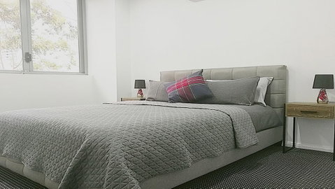 Stylish Waterfront Apt In Rhodes - Accommodation Kalgoorlie 2