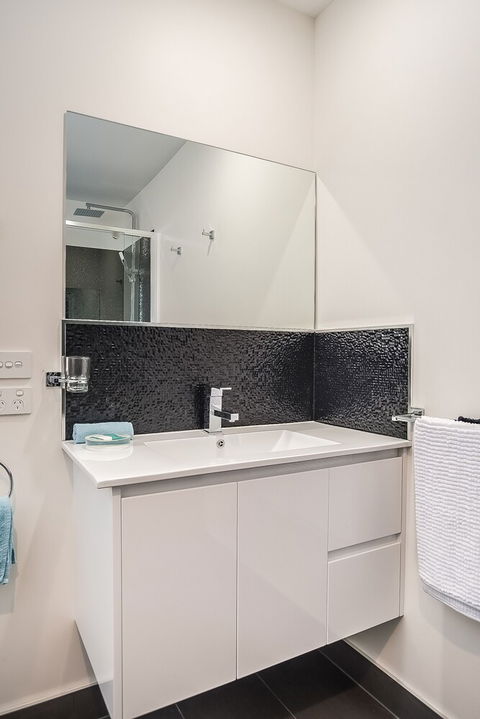 Apartments On Fraser Bicheno - Accommodation Kalgoorlie 4