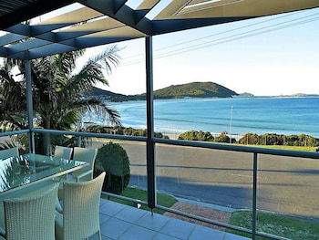 On The Beach At Fingal Bay - Accommodation Kalgoorlie 0