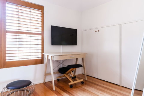 VERA, 1BDR South Melbourne Apartment - Accommodation Kalgoorlie 2
