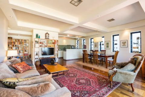 BELLE, 2BDR Melbourne Apartment - Accommodation Kalgoorlie 0