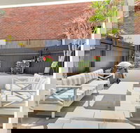 City Leafy Terrace - Accommodation Kalgoorlie
