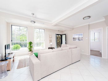 Magnolias At Fingal Bay - Accommodation Kalgoorlie 0