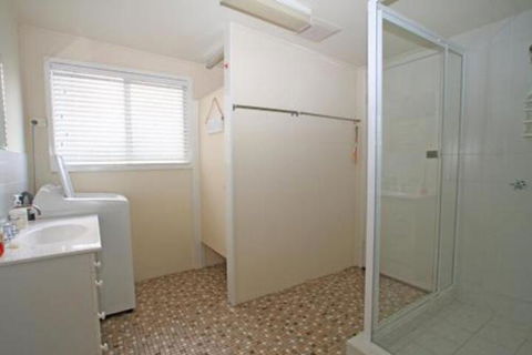 The Beach House In Berrara - Accommodation Kalgoorlie 7