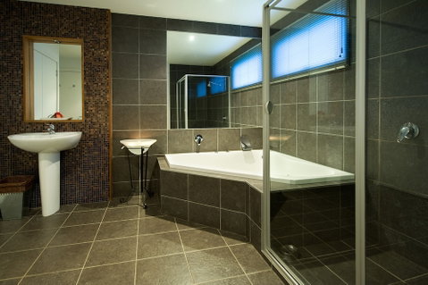 Alofi - Accommodation Kalgoorlie 6