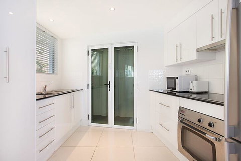 Casa Grande On The Water - Accommodation Kalgoorlie 5