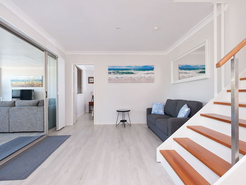 Bamboo Bay At Fingal Bay - Accommodation Kalgoorlie 1