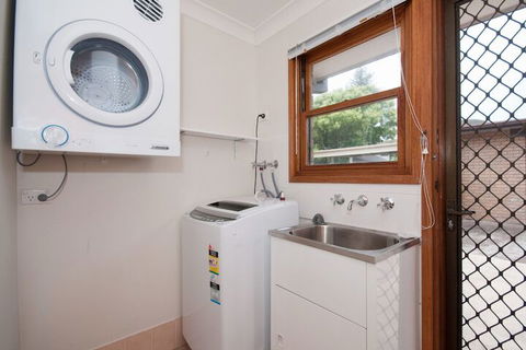 Skippers Rest 27 Government Road - Accommodation Kalgoorlie 1