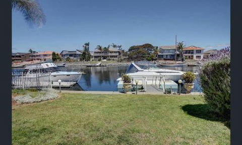 Relax At The Marina - Accommodation Kalgoorlie 2