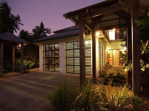 Hai Villa Port Douglas - Accommodation Kalgoorlie 0