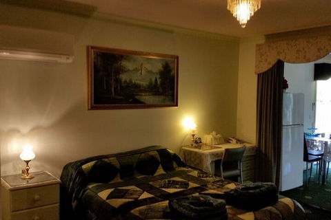 Ballarat Tranquility Cottages - Accommodation Kalgoorlie 5