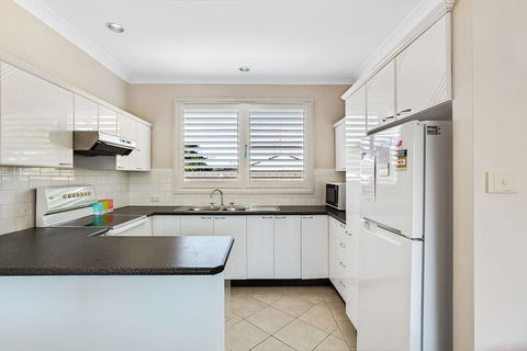 Sandy Shores 1 / 3 Messines Street - Accommodation Kalgoorlie 3