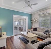Tomaree Road 14 Oscars Pet Friendly Beach House - Accommodation Kalgoorlie