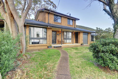 Ronald Avenue 101 Sea Behind The Trees - Accommodation Kalgoorlie 3