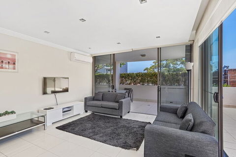 Shoal Bay Road Aura Apartments Unit 05 59 - Accommodation Kalgoorlie 2