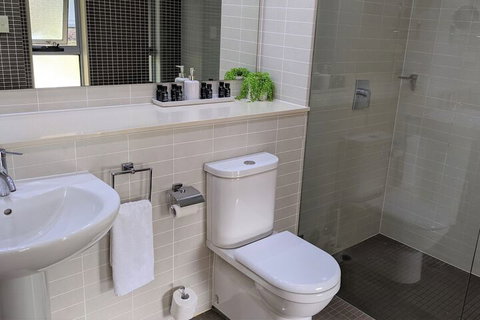 Jewel In The Crowne - Accommodation Kalgoorlie 3