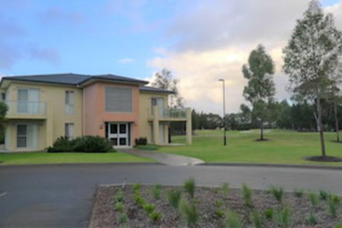 Jewel In The Crowne - Accommodation Kalgoorlie 0