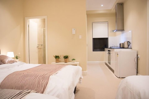 T & M HOUSE - Accommodation Kalgoorlie 2