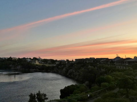 River Front Architect Villa - Accommodation Kalgoorlie 4