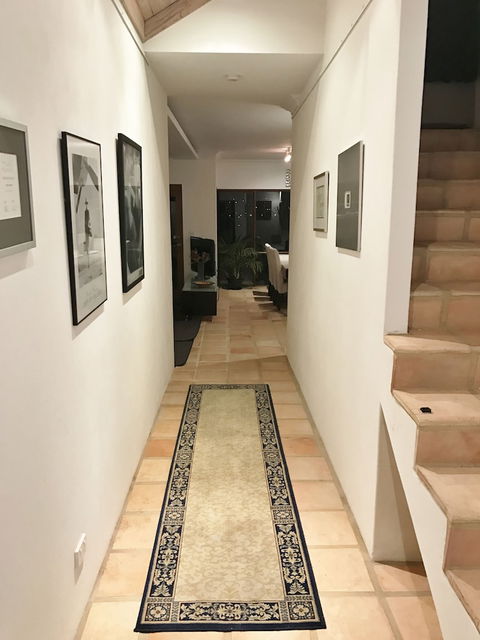 River Front Architect Villa - Accommodation Kalgoorlie 3