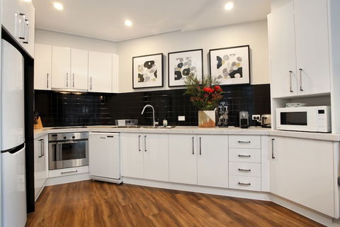StayCentral On Little Collins - Accommodation Kalgoorlie 5