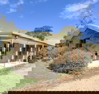 Deppelers - Accommodation Kalgoorlie