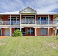 Surf Break Fingal Bay - Accommodation Kalgoorlie