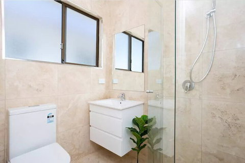 EJ Homes At The Entrance - Accommodation Kalgoorlie 7