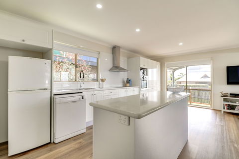Outlook Views - Accommodation Kalgoorlie 6