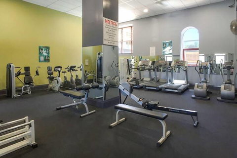 Ample Space In This 1 Bed Apt Also With Pool / Gym - Accommodation Kalgoorlie 6