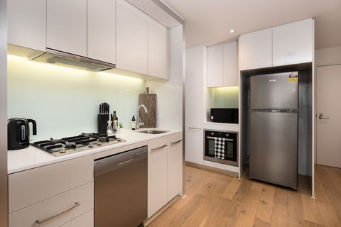 568 St Kilda Road Apartments By TWIG - Accommodation Kalgoorlie 4