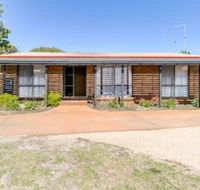 Lowes on the Lakes - Accommodation Kalgoorlie