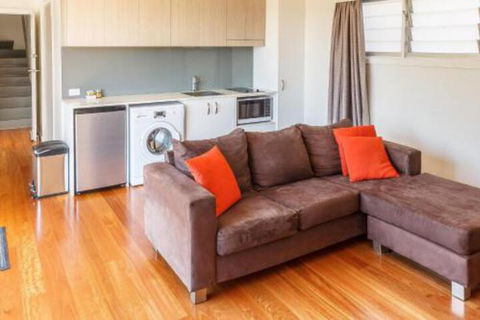 Two Islands At The Jetty - Accommodation Kalgoorlie 0