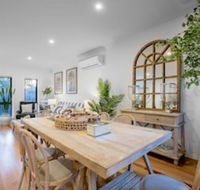 AUJOY 3 Bed Townhouse Burwood 3 - Accommodation Kalgoorlie