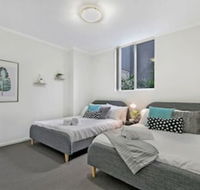 Southwest Liverpool Area 3 Beds  Parking Nwf003 - Accommodation Kalgoorlie