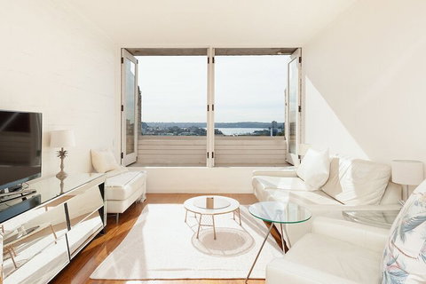 Stunning Sydney Harbour Views - Accommodation Kalgoorlie 1