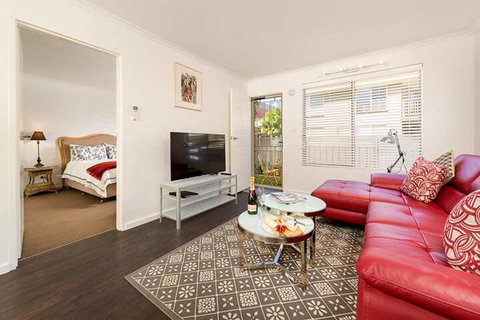 Understated Elegance Affordable Luxury - Accommodation Kalgoorlie 3