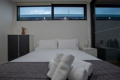 106 Modern Prestige 3 Storey New Establishment - Accommodation Kalgoorlie 3