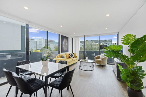 HomeHotel Luxury & Contemporary Apt - Accommodation Kalgoorlie 7