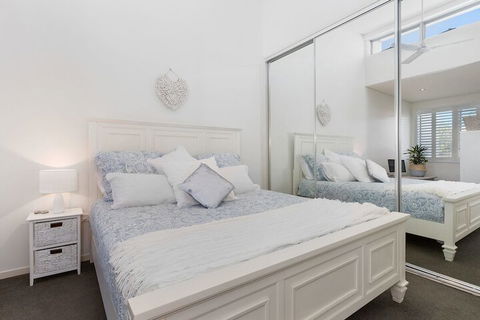 COASTAL CHIC At CASUARINA - Accommodation Kalgoorlie 4
