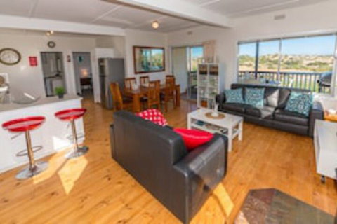 Carrickalinga Seahaven: Coastal Escape 4brm 29 Riverview Drive - Accommodation Kalgoorlie 0