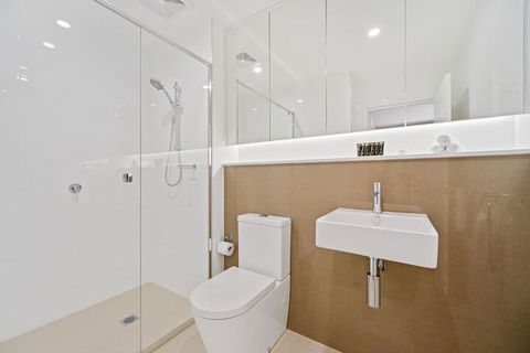 HomeHotel New & Comfort 3 Bedrooms - Accommodation Kalgoorlie 1