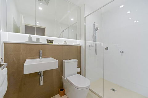 HomeHotel New & Comfort 3 Bedrooms - Accommodation Kalgoorlie 5