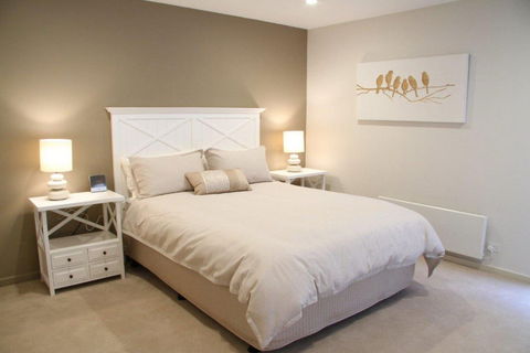 LA MER Centrally Located Free Wifi - Accommodation Kalgoorlie 0