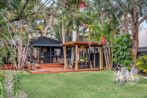 A PERFECT STAY - 3 Salty Sisters - Accommodation Kalgoorlie 0